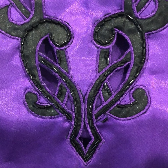 Victoria’s Secret purple with black beaded design long sleeve top pullover M - Picture 13 of 14